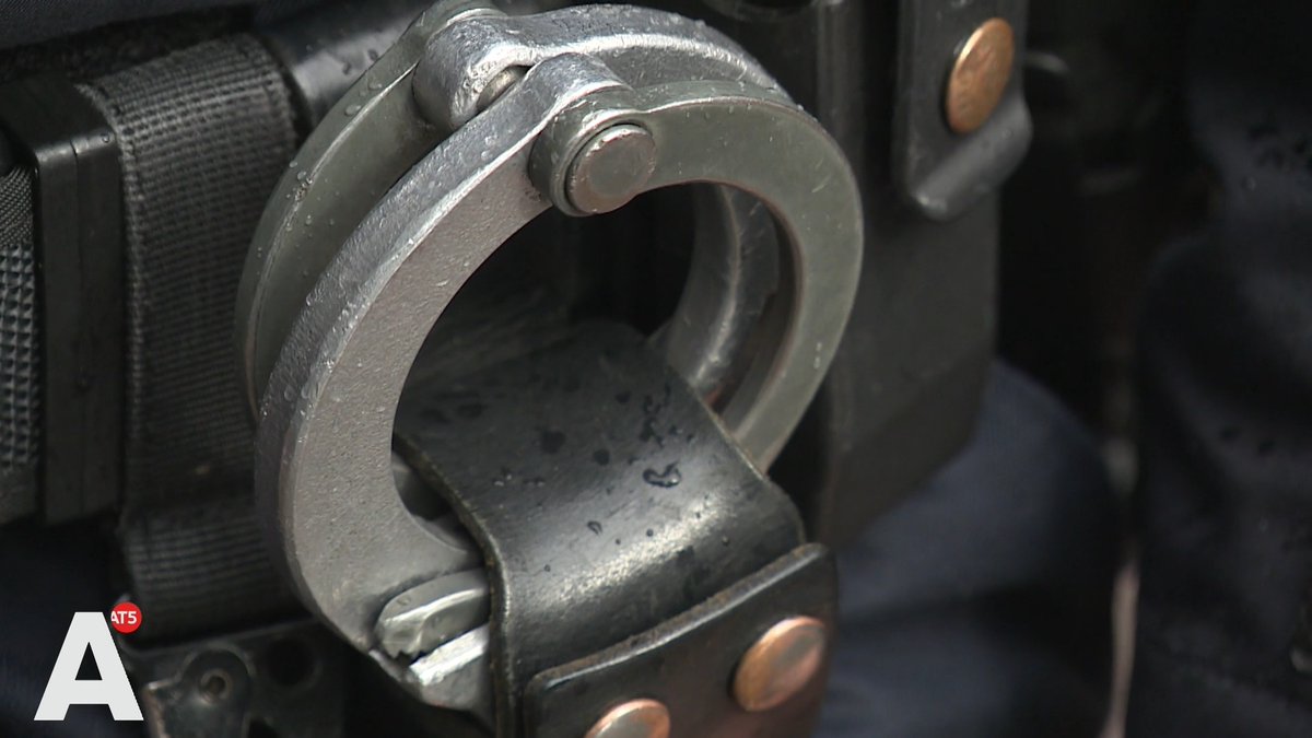 Overval op bedrijf in Westelijk Havengebied, twee verdachten opgepakt ..