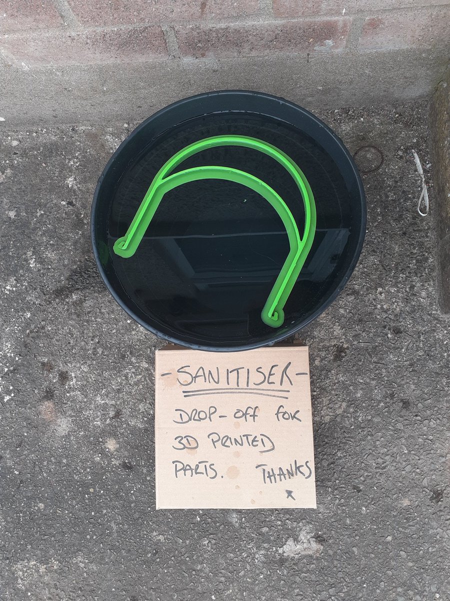 Collected 3D printed PPE face shields from <a href="/WyedeanDT/">Design&Technology</a> thank you for your help keeping Morrello staff and patients safe from #COVID19  <a href="/GlosLiveOnline/">Gloucestershire Live</a> <a href="/WalesOnline/">WalesOnline 🏴󠁧󠁢󠁷󠁬󠁳󠁿</a>