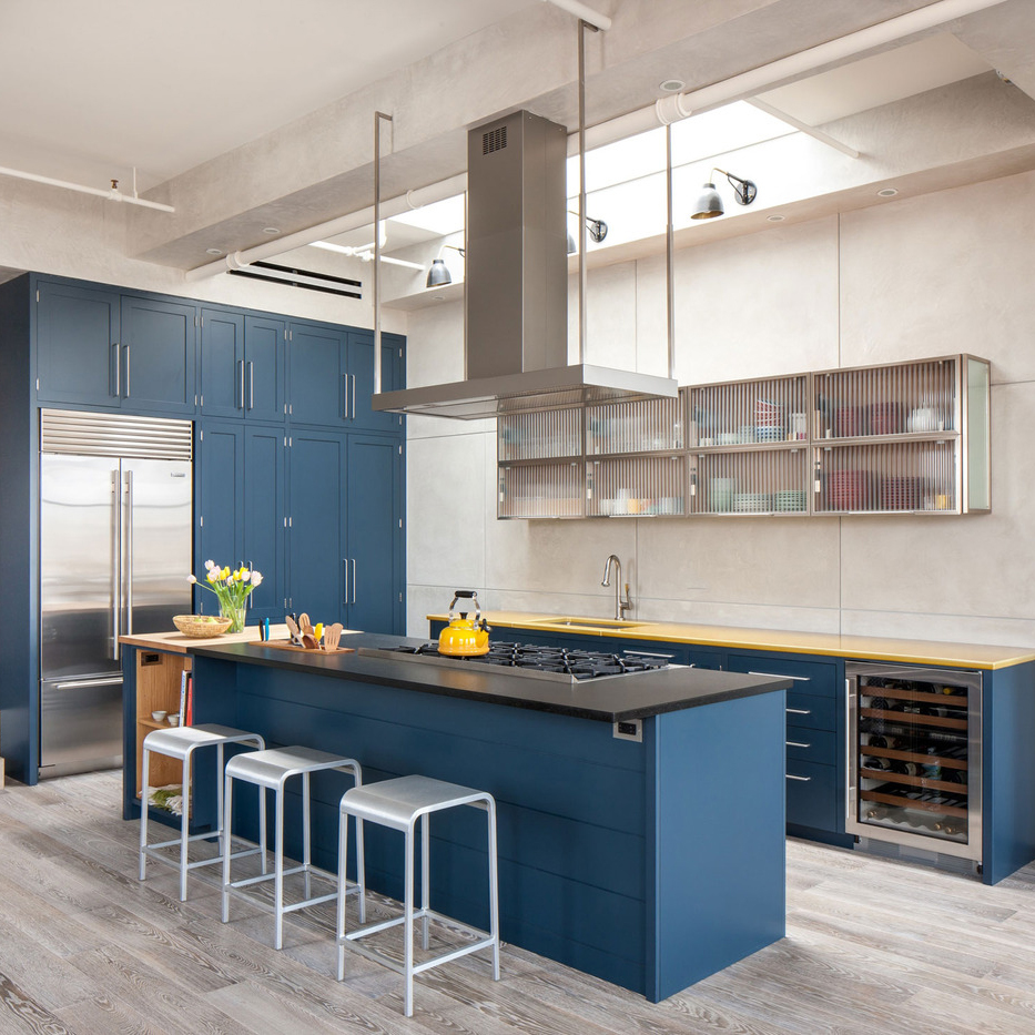 millcraftus's tweet photo. 2020 Pantone Color. Matte blue modern kitchen cabinets.
For more information https://t.co/wHJDkVHEjZ 
#cabinet #kitchen #kitchendoor #kitchensamples #vintage #kitchenlove #slabkitchendoor #blumhardware #miele #stylelite #manufacturingwithprecision #kitchendesign #customdesign https://t.co/rfVW14SXHT