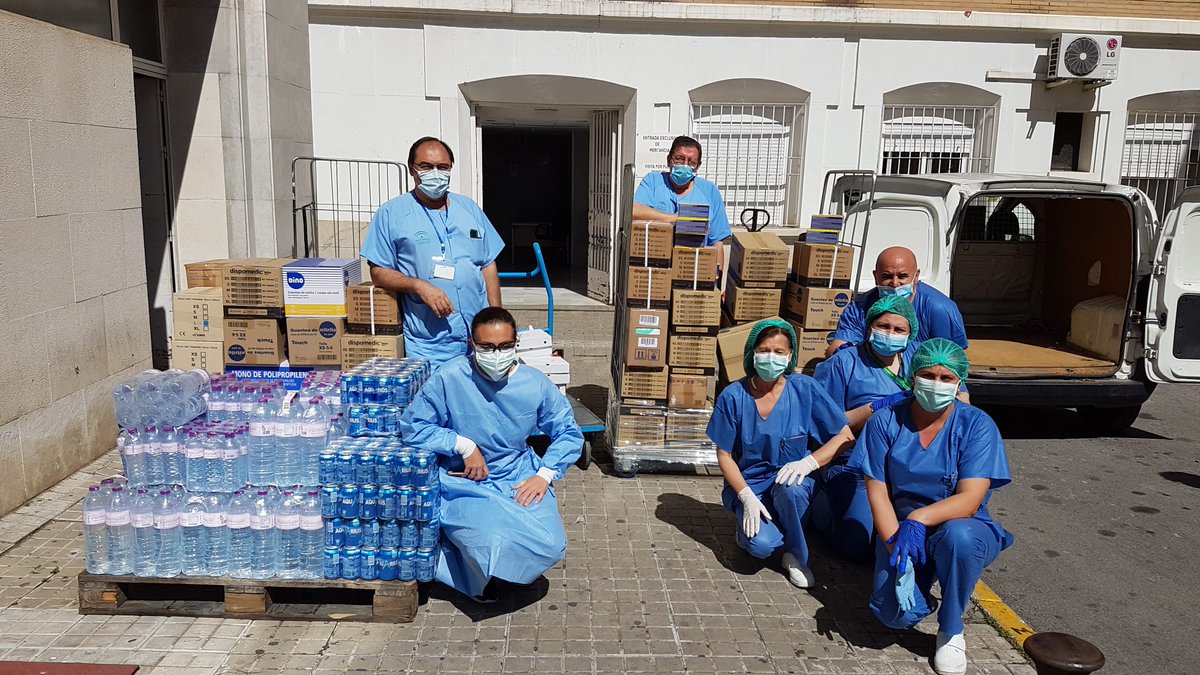 Hemos hecho entrega de material sanitario, comida y bebida en el centro Pino Montano B y en el hospital Virgen del Rocio.

En estos dias seguiremos ayudando a distintos centros sanitarios de Sevilla con más material que aún faltan por llegar gracias a todas vuestras donaciones.