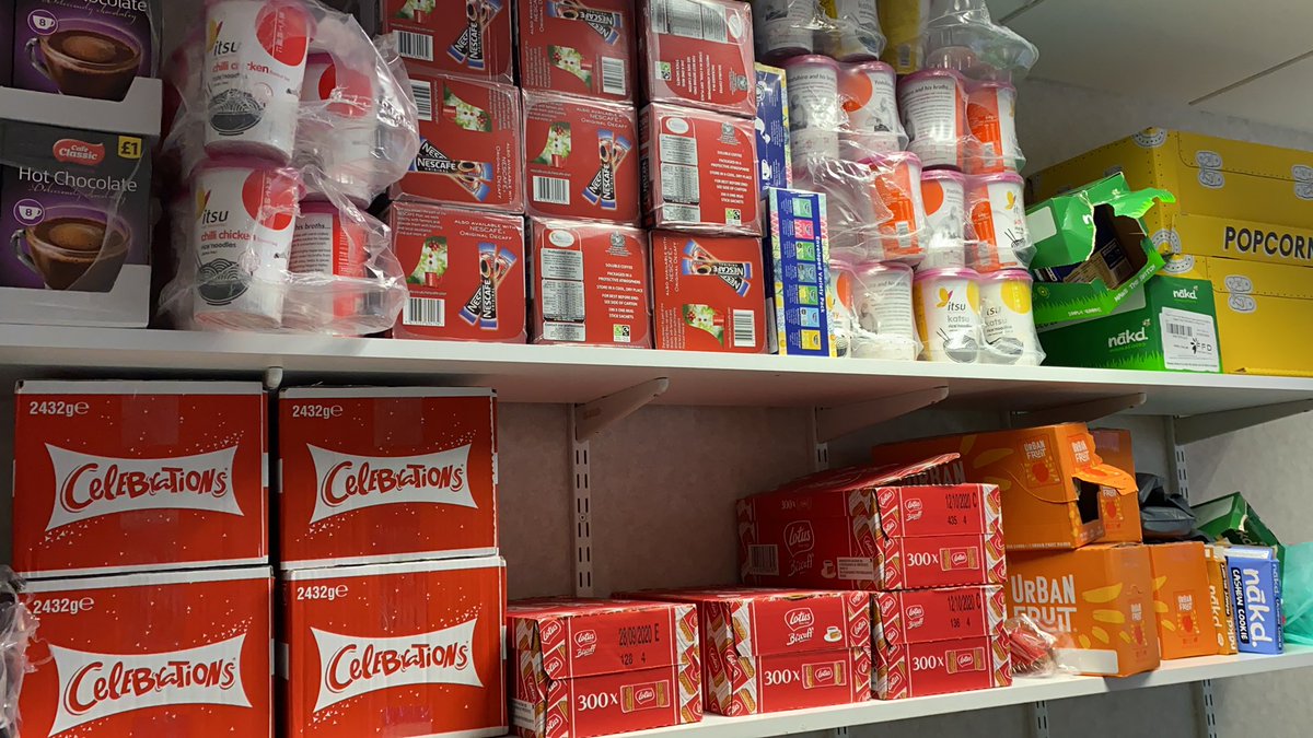 NCCUCambridge's tweet photo. Lots of incredibly generous people have donated via @AmazonUK lots of treats to our intensive care unit today, shared with our colleagues on JVF ICU. Thank you - we don’t know all of your names. https://t.co/jm3jvyKKSc