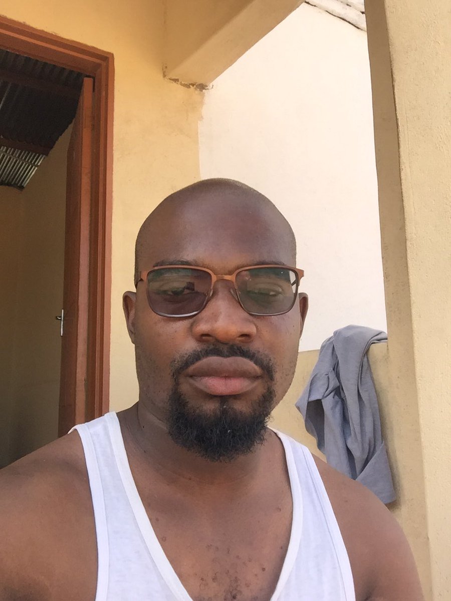 SMITH_S_M_'s tweet photo. #KoGae #LockdownDay-2 https://t.co/j3Y6K6Ch8J