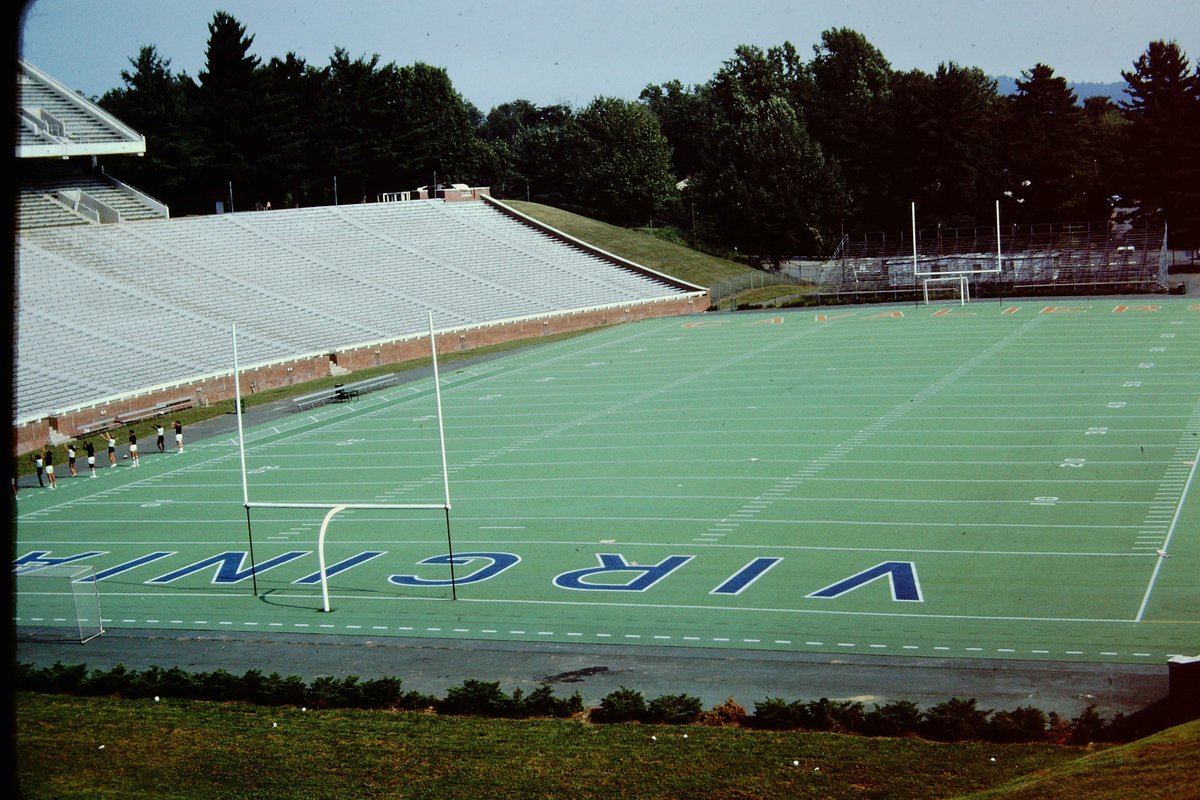 On the way back they stopped off at  @UVA. Scott Stadium really has changed since this photo. The capacity has increased by about 20,000 since this photo.