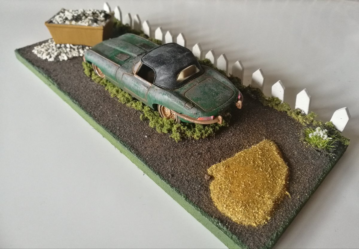 RustNDustUK's tweet photo. Jaguar E Type barn find now for sale on eBay: https://t.co/id0FuyYlti
#BarnFind #Jaguar #JaguarEtype #Dinky #Diecast #Diorama #RustNDust https://t.co/nIgh7uuPCp