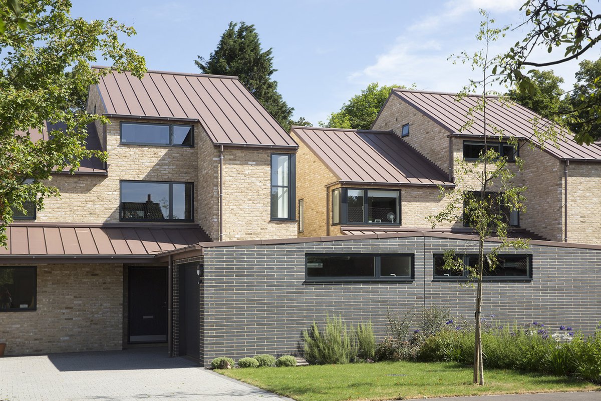 Spens Avenue Designed by: NP Architects (Formerly David Page Associates) <a href="/np_cambridge/">NP Architects</a>  #VMZINC #PIGMENTORED #DESIGN #ARCHITECTURE