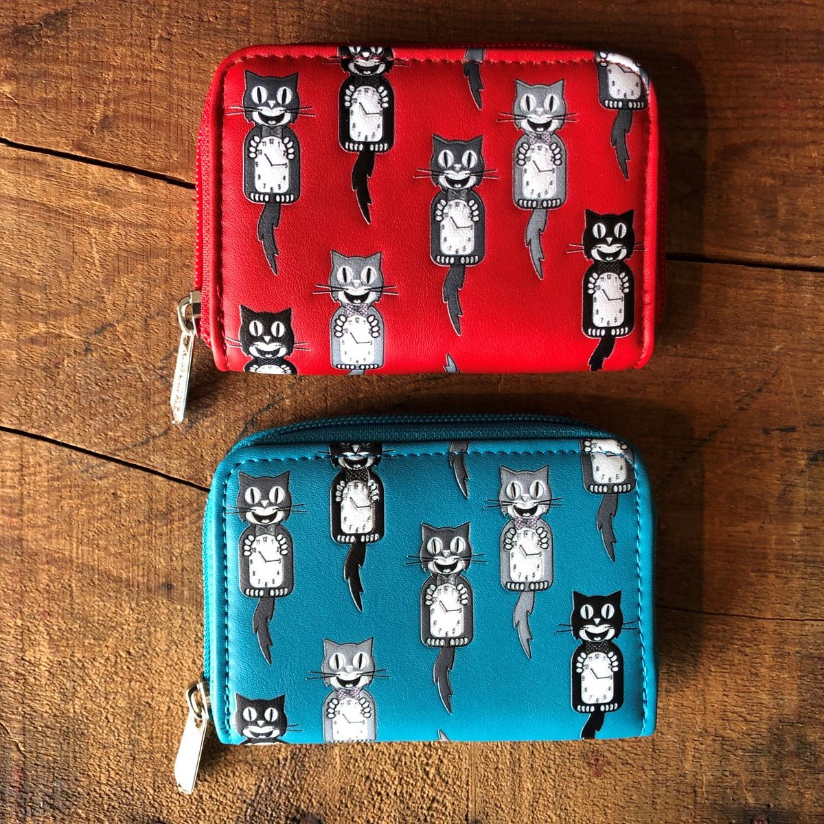 Kit–Cat mini coin clutches. 

#kitcatclock #jonesandcompany #visitwalkerville