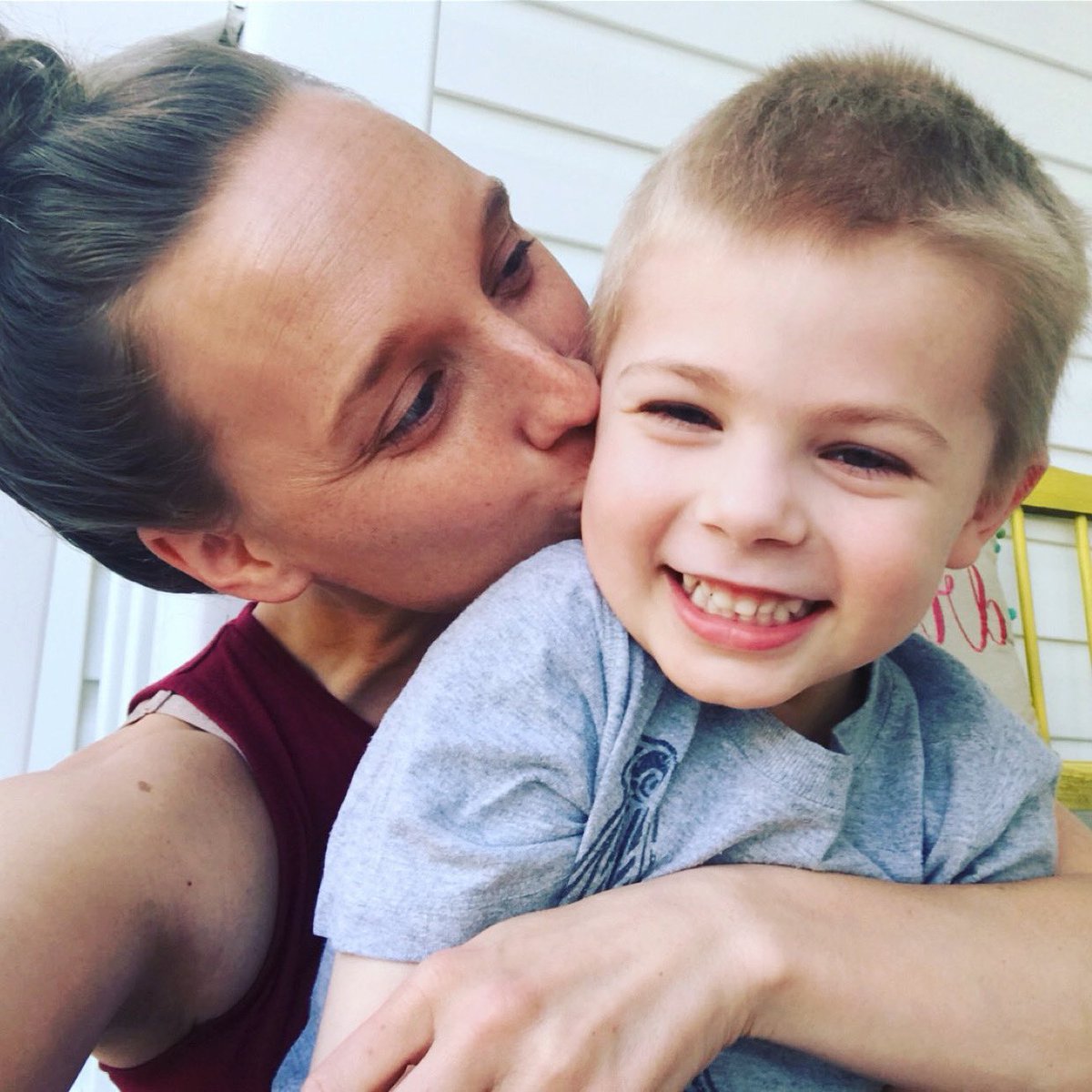 Ms_MacieCCAC's tweet photo. I love someone with Autism💙 #LightItUpBlue this month for autism awareness🧩 https://t.co/YNGj9x0H3z