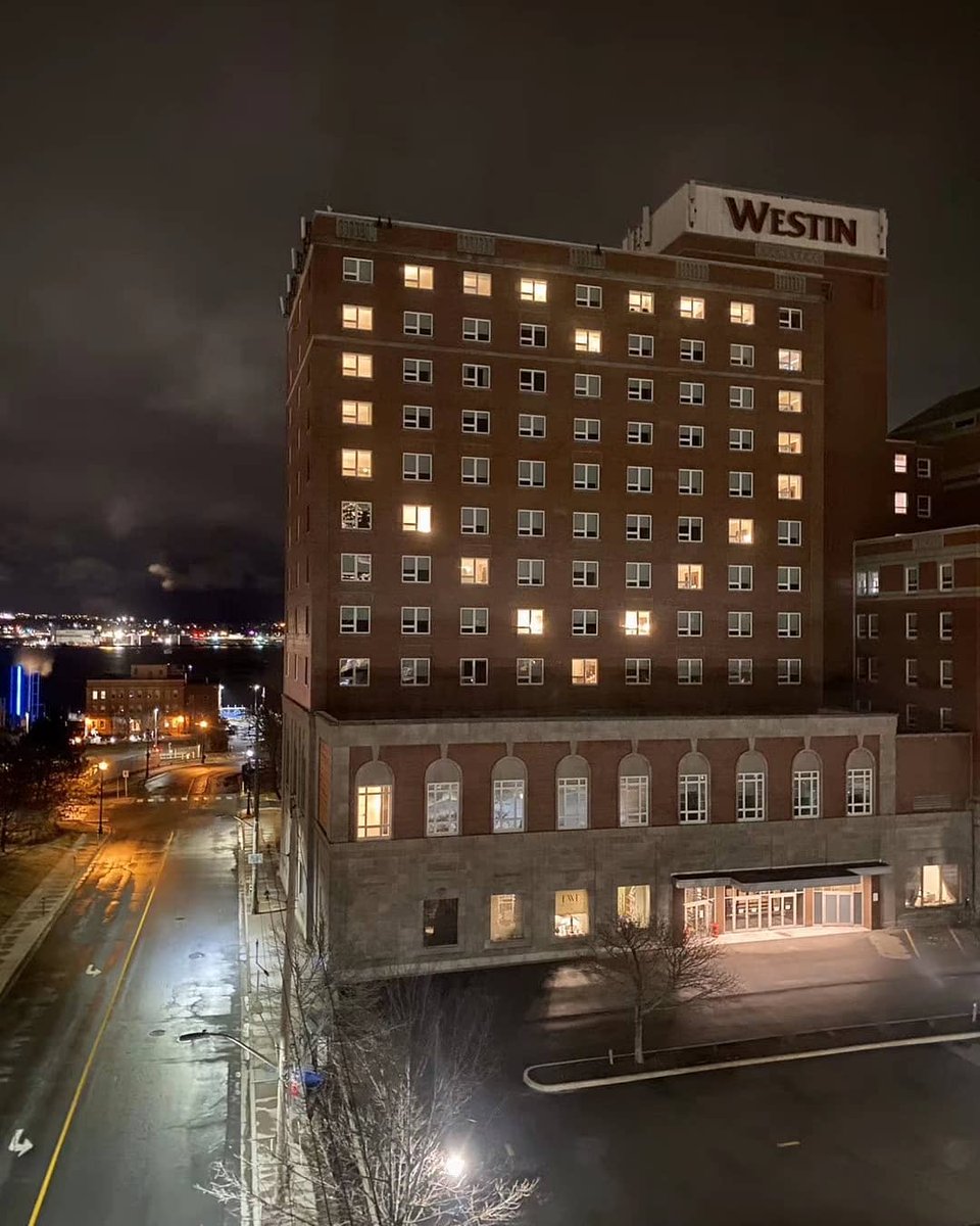 haligonia's tweet photo. ❤️ The Westin NS on Hollis Street. (Thanks qzwoo / Reddit) https://t.co/GbuILoER99