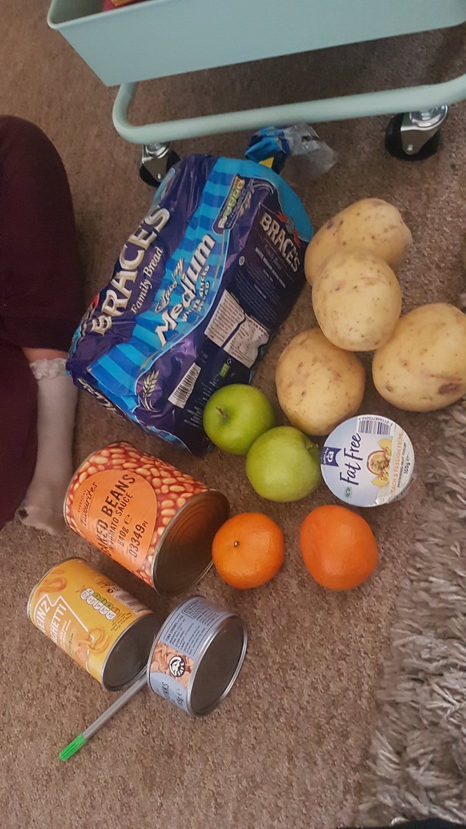Had Florence's school lunches delivered today (wednesday) to last for a week!  She's autistic and been at her school for two years- she don't eat beans, spaghetti, tuna.🤬 where's the ham, or cheese .. I know times are hard but come on <a href="/ShropCouncil/">Shropshire Council</a>