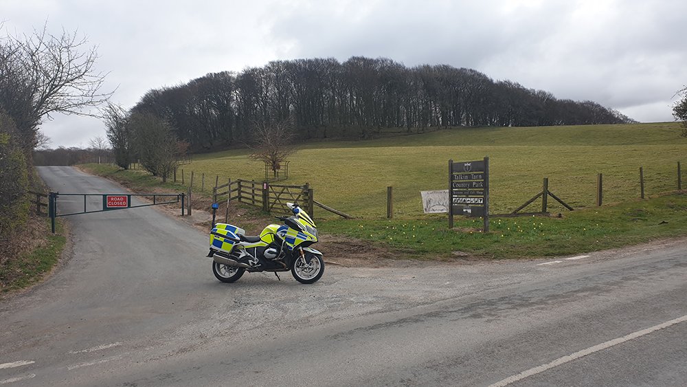 Cumbriapolice's tweet photo. We're grateful to everyone staying away from rural walks and car parks, such as Talkin Tarn, and instead staying at home, helping to protect the NHS and save lives.

This is not forever and we all need to adhere to this to save lives.

#StayHomeSaveLives #Covid19UK https://t.co/hNejpV0RGp