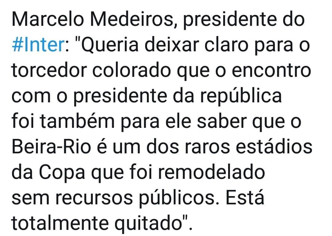 VolodiaRADIOHT's tweet image. Estava buscando inspiração pra fazer uma homenagem ao co-irmão nesse dia especial que tão bem retrata sua essência, o famigerado 1° de abril, mas nada seria melhor do que as palavras de Medeiros Maresia na entrevista à Band: #1deAbril #HospicioTricolor

às 20h tem #SalaDoHospicio