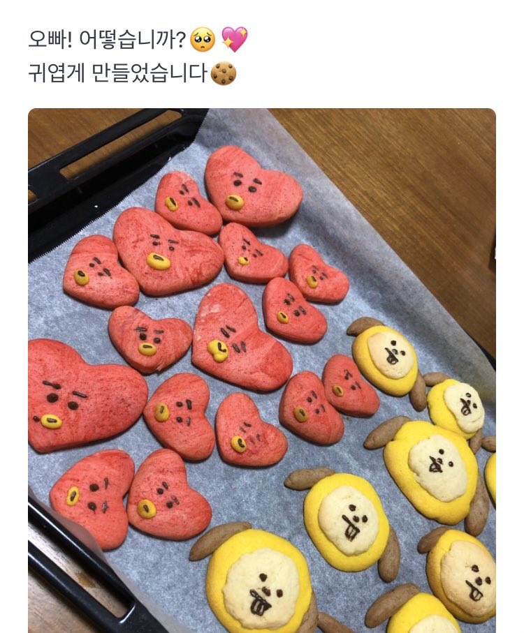 UniversBTS_'s tweet photo. [WEVERSE] 010420

OP: Oppa, que tal?

🐯: A carpa que cresce num aquario, pode crescer do tamanho da palma de uma mão, mas a carpa que cresce no rio pode crescer mais de 1 metro de tamanho. Esse ARMY parece estar em um oceano, venha para a equipe de cozinha Bighit. 

@BTS_twt https://t.co/TmVNbFI3Eh