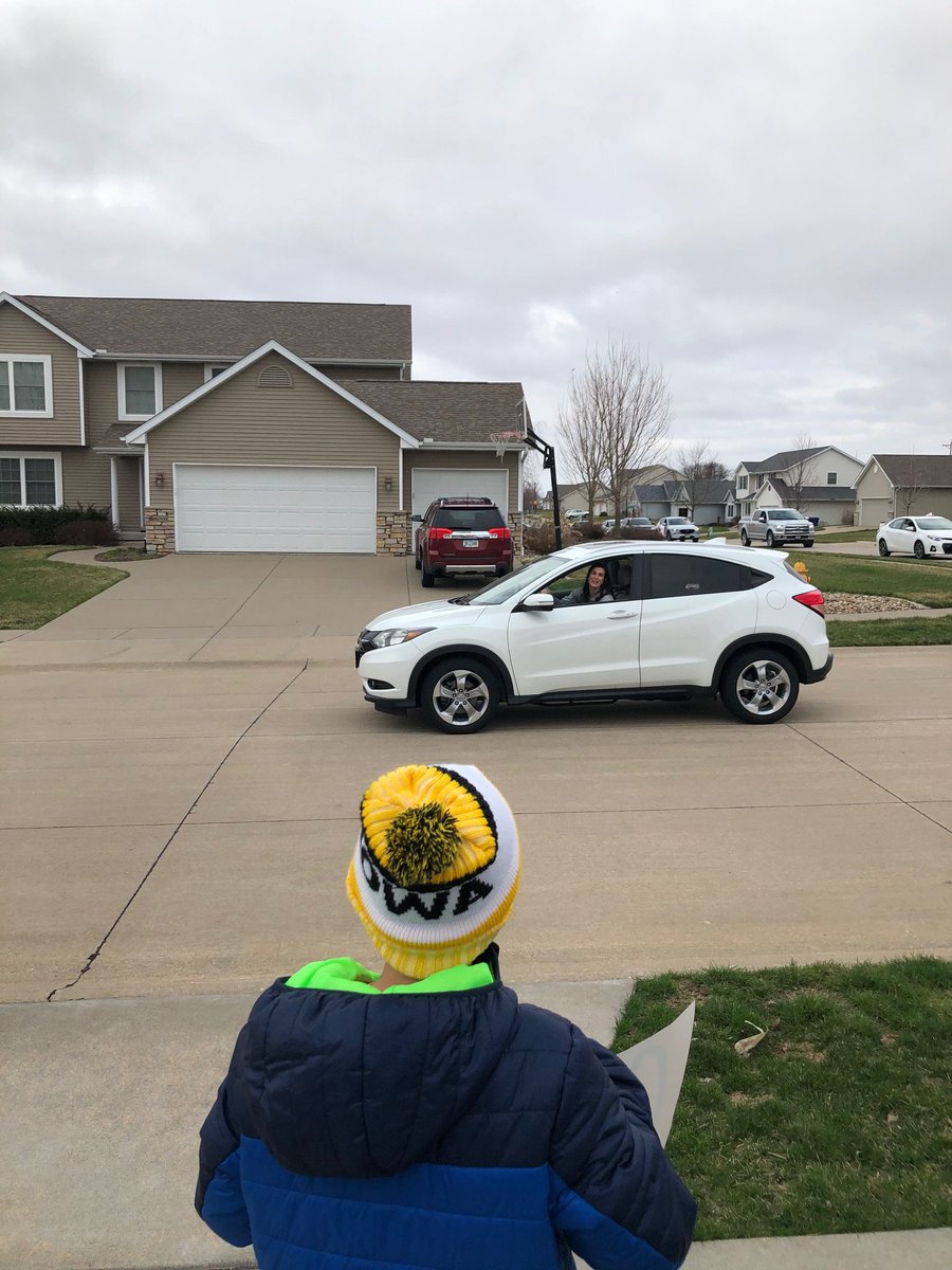 MsGefell's tweet photo. Yesterday was so special. I got to see a lot of smiling faces during our neighborhood drive. I MISS YOU GUYS SO MUCH! https://t.co/8KXeVU7BJN