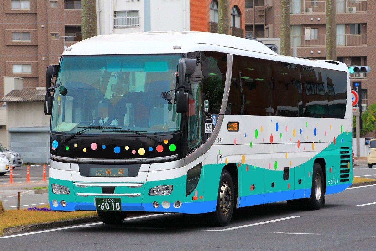 大分バスに7年ぶりの夜行新車、エメラルドカラーのセレガが登場