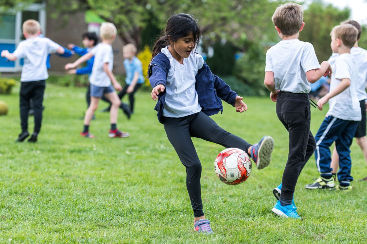 AnglianLearning's tweet photo. Five academies join @AnglianLearning.
 
We are absolutely delighted to welcome @LintonHeights @LVCollege   @Meadow_Balsham  @pines_primary and @HowardCP_Sch who join our family of schools today. Further details can be found here: https://t.co/ZsPORSYDXs #joinanglianlearning https://t.co/wMiU73k4kK