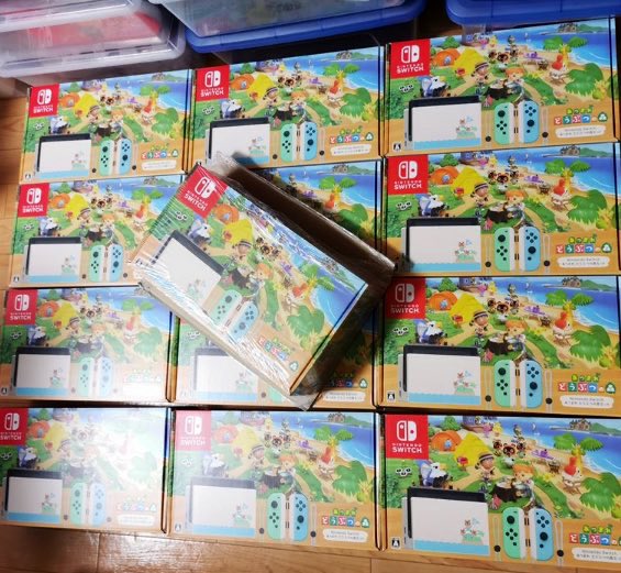 SuperMensaFX's tweet photo. 【Switchプレゼント企画🎁】

皆様にお配りするために新たに用意しました

あつまれどうぶつの森同梱版セット×１３名様にプレゼント！！

応募方法
・フォローとRTのみ

期間は５日間です

当選者にはDMで連絡します https://t.co/SNFEkb0Gz6