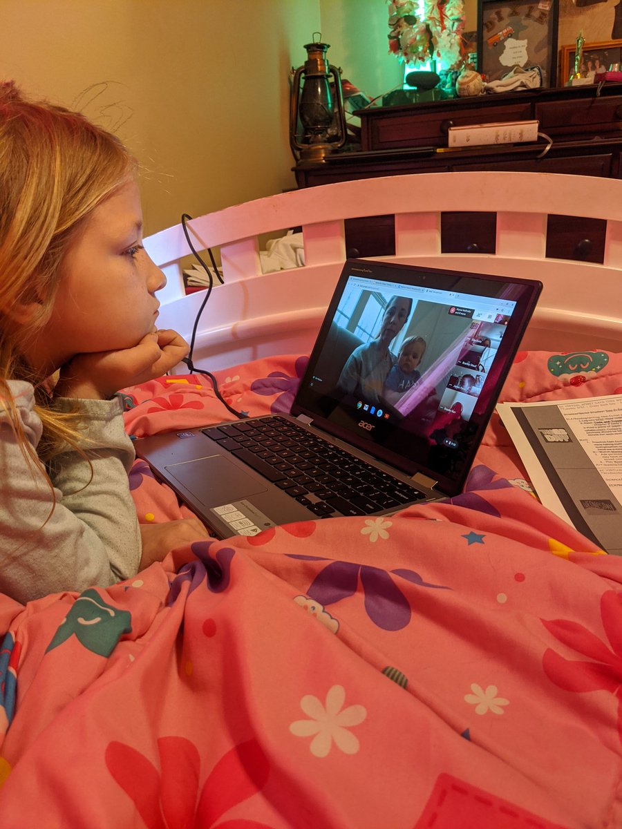 JenFlinchbaugh's tweet photo. Read aloud with her teacher this morning!!!!Thank you EYSD staff for continuing to support our children during this time!!! @EasternYorkSD @KreutzCreek @CountryCowboy https://t.co/N81ZG8AiJp