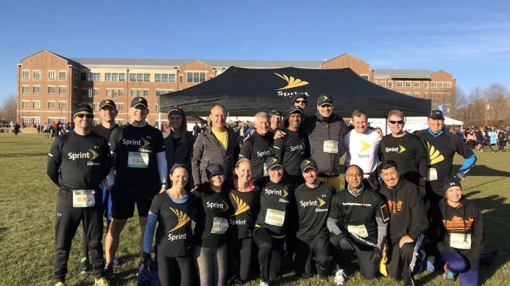 marceloclaure's tweet photo. My passion for running really took off with the help of the best trainers in #KansasCity - my @Sprint running team! They motivated me to run my first #Marathon last year in #NYC with a group of supportive friends, the #Unstoppable12! https://t.co/yXtlsLFc7u