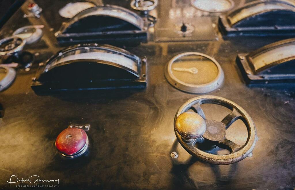 pez_photography's tweet photo. Environment testing chamber control console at the Brooklands Museum.
#testingchamber #brooklandsmuseum #gauge #knobs #dials #emergencystop #panicbutton #photography #historic #peterdgreenway #pez_photography https://t.co/DDAjm6JIzs https://t.co/3rtDno63a1