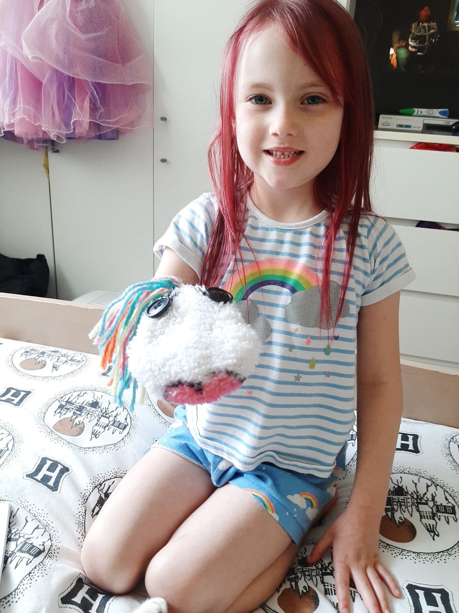 joanneaj39's tweet photo. @school_ws #class1c cleos sock puppet https://t.co/4YOpYMZJCB