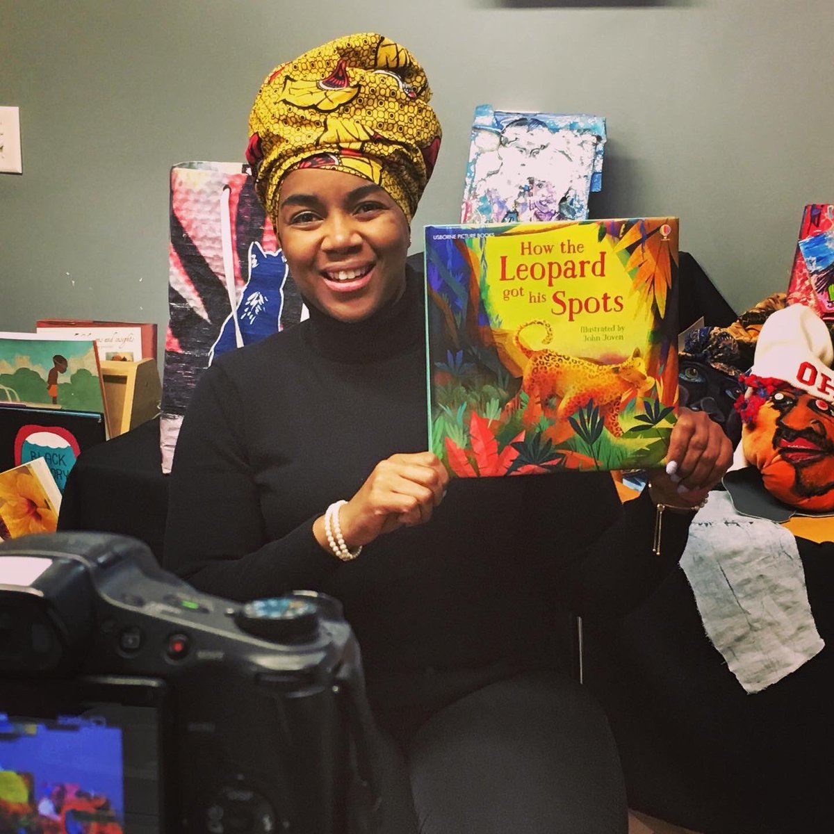 CentralCHouse's tweet photo. Our staff are busy creating digital content so our students can see &amp; hear familiar faces of their teachers and @TRANSITARTS teaching artists. We’ll have stories, lessons, and fun activities released. Like us on Facebook! Full length videos will be posted there. #peoplearecentral https://t.co/8yGEYa2X3H