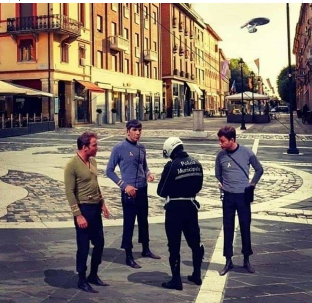 EUhga-fWsAIktAj?format=jpg&name=medium