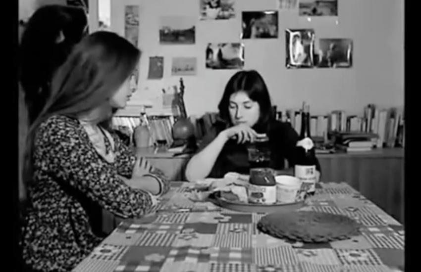 Je tu il elle. Je tu il elle французский язык. Victoria elizabeth hypnosis. фото голой алины астровской. алина астровская фото ню.