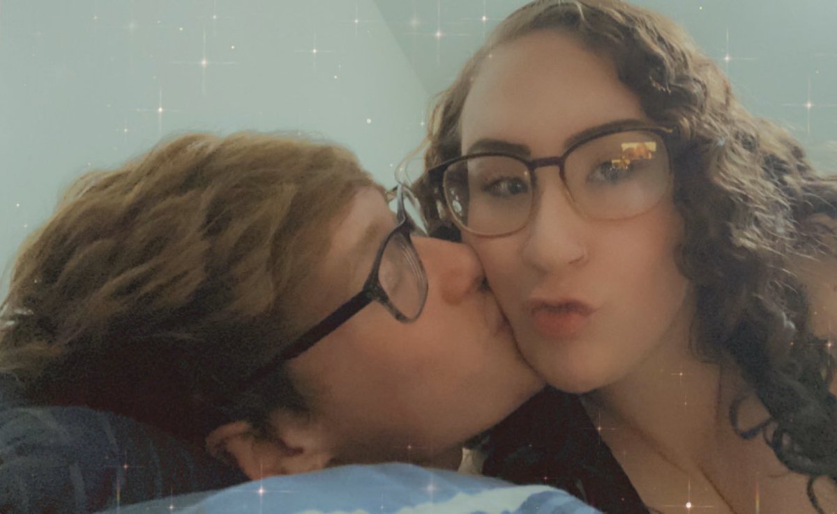 SHUTUPSTACE's tweet photo. my other half 🥺💚 https://t.co/kGXkWC0TPf