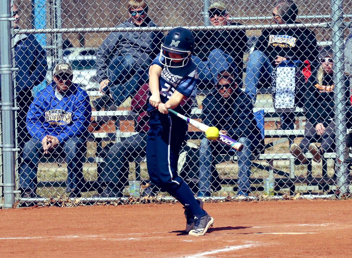 mcckc_softball's tweet photo. Paige Butler
OF &amp; DP

Slapper

Key player off the bench, always ready for her call to go in

MCC 🥎 ➡️ 4-yr college ➡️ future teacher 👩‍🏫

#MCCKCsoftball #SophSalute #AIATT

🥎🐺💙 https://t.co/9gs0ex8OTF