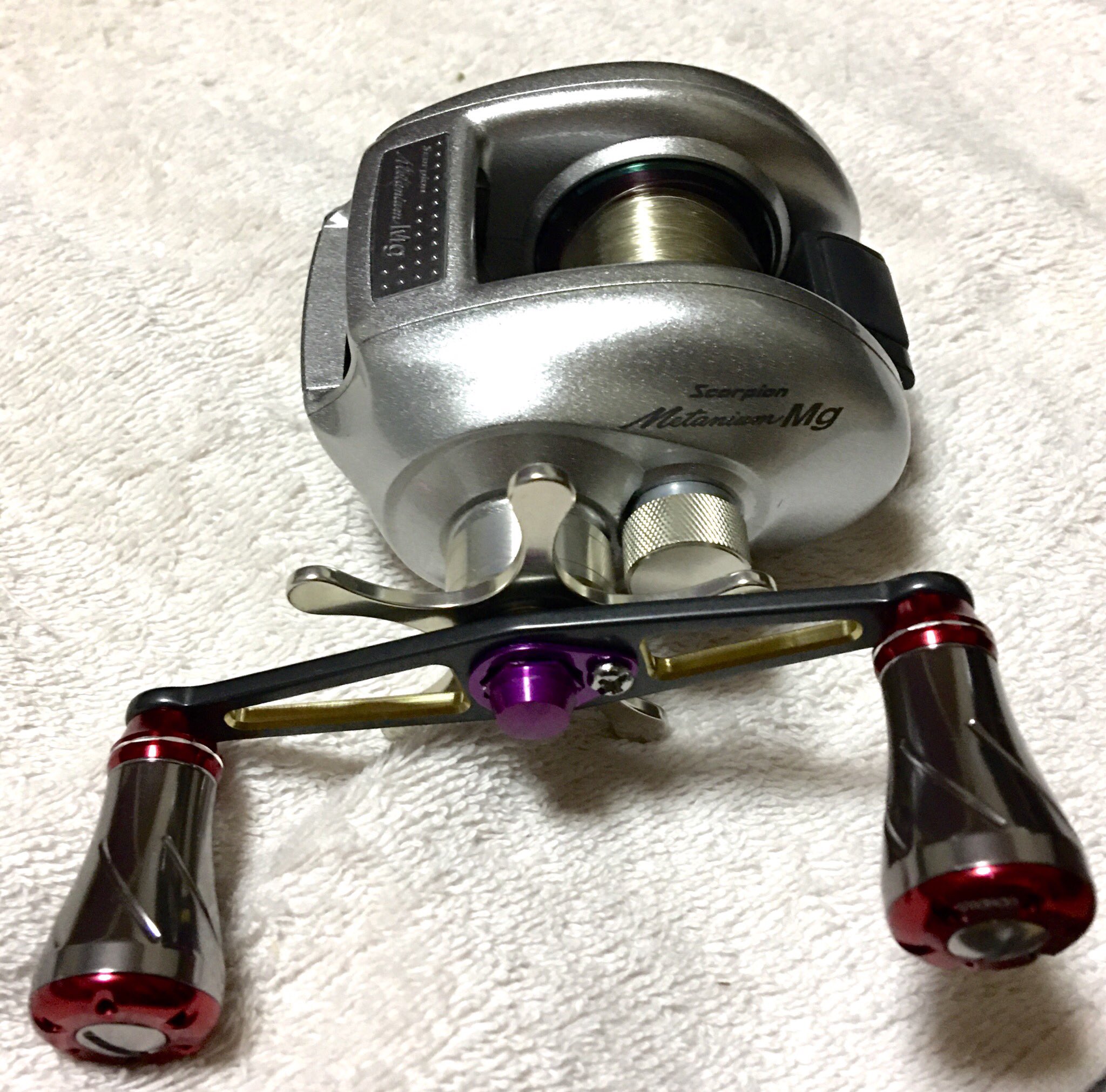 シマノ　00メタニウムMg 左ハンドル　アンタレスARハンドルカスタム シマノ 00メタニウムMg 左ハンドル アンタレスARハンドル