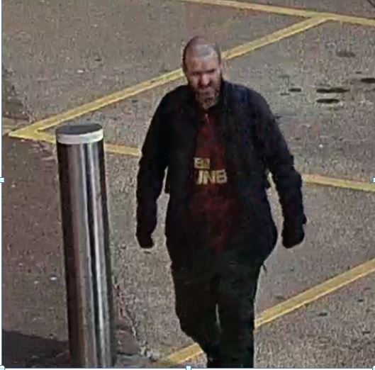 northumbriapol's tweet photo. Do you recognise him?👇

We are appealing for help identifying the man below. He was in the area at the time an NHS worker's bike was stolen from outside the RVI and we think he could help with our enquiry.

Email us at 3570@northumbria.pnn.police.uk quoting log 816 26/03/20 https://t.co/HwikfdcRSB