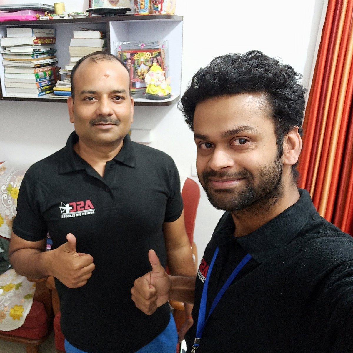 iabsolutemarket's tweet photo. A big thanks to Avnish Sir for giving me this opportunity I'm always grateful to have a Teacher and Mentor like you sir.
AVNISH SIR CLASSES 📝
YouTube ▶️ Videos Creation 💡
Session -1 is completed ☑️
#absolutemarketing #myabsolutemarketing
#asc #avnishsir #avnishsirclasses https://t.co/ngYLvoFRCR
