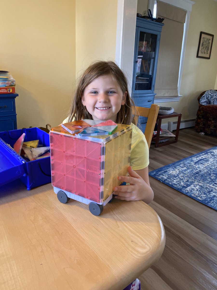 We are working hard today! <a href="/tapiavdv/">Mrs.TapiaVDV</a> <a href="/MrsADuckworth/">Amanda Duckworth</a>