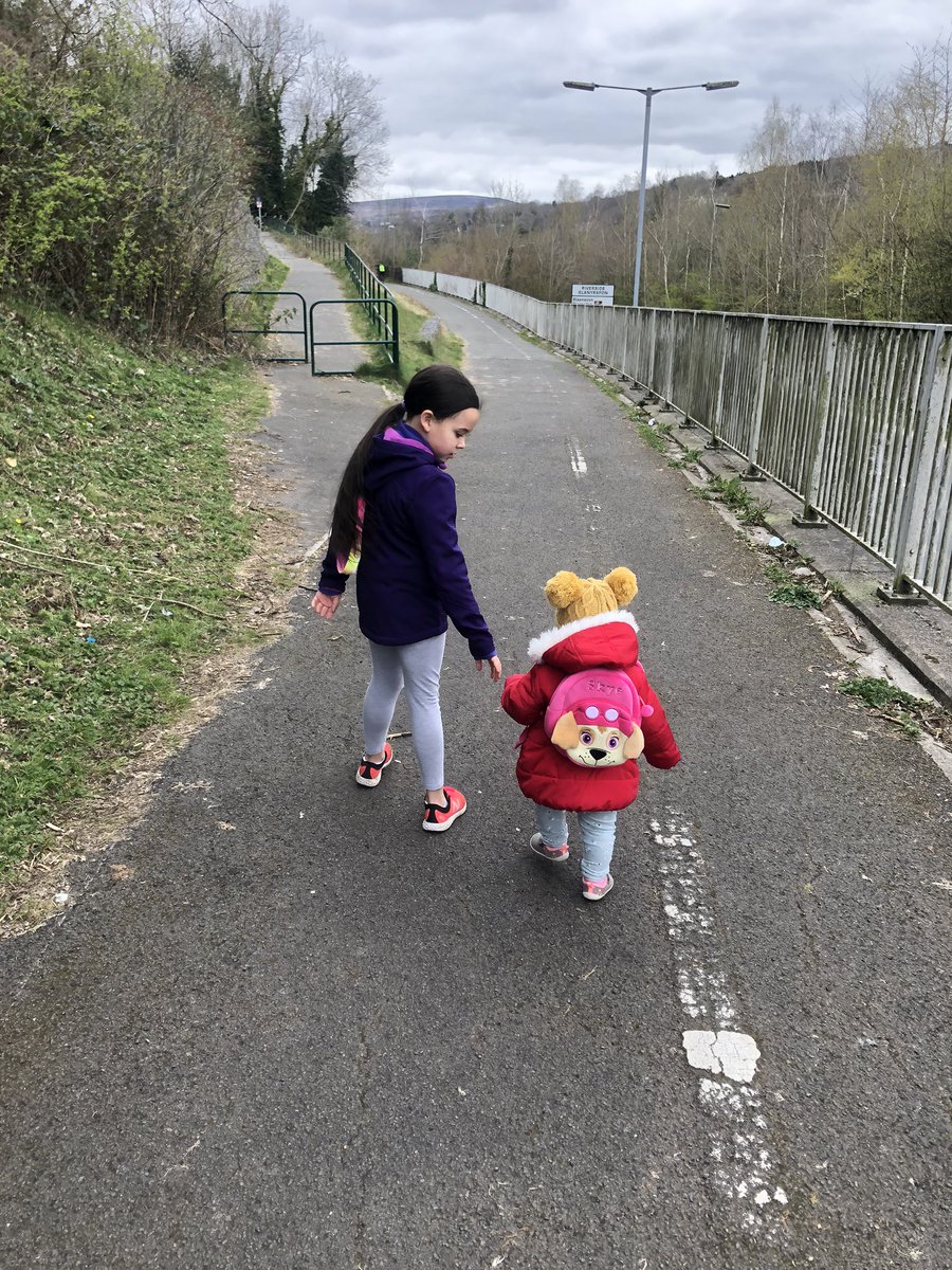 RichiePep's tweet photo. After a little while apart Paisley and her sister Evelyn have been helping each other walking, making lunch, completing Big Maths and colouring some art work to say thanks to all key workers. @garntegprimary @MissFBritton1 @MrsCLewis95 https://t.co/Q0DIqkBqcO