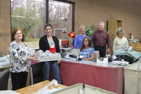 carolinacaring's tweet photo. Thank you SO much to McCreary Modern for donating vital face #masks! We are incredibly grateful for the generosity of community partners like this! #Caring4Community #PPE #donors #hospice https://t.co/Itc5hyShgz