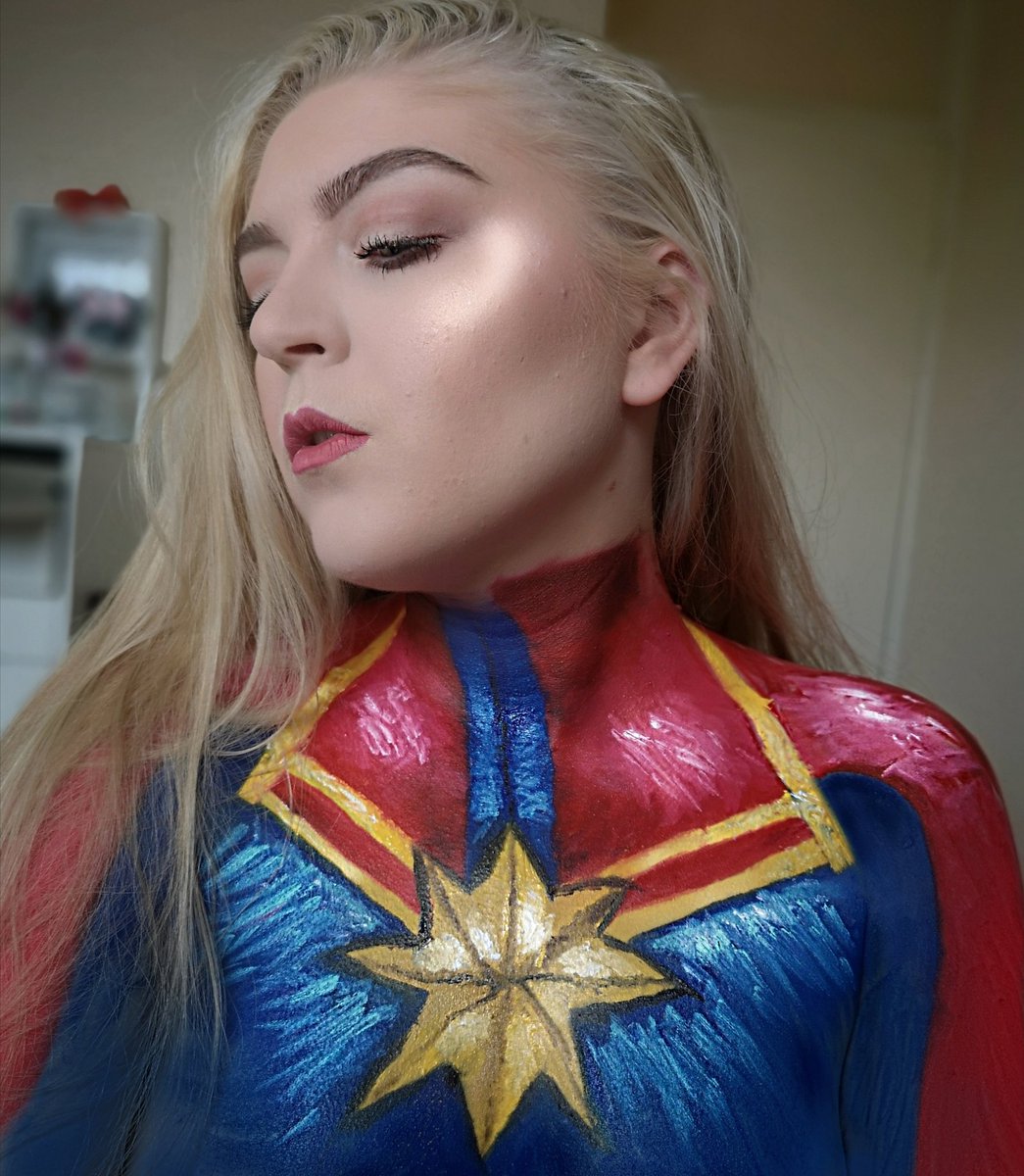 JessNiicole's tweet photo. Captain Marvel 2019 vs. Captain Marvel 2020...
I think I improved? 🤔
#twittersawitfirst (and TikTok) #CaptainMarvel
#coronavirus #MARVEL https://t.co/5yJxfgZrt2