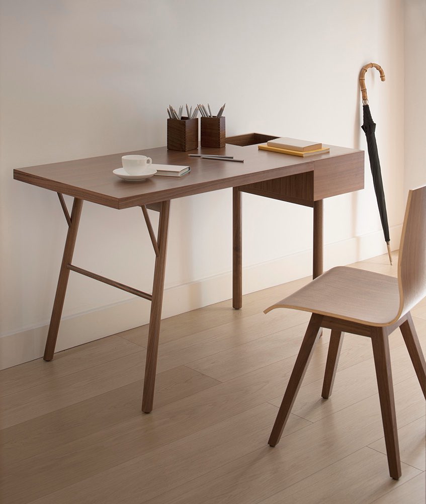 ‘Jot’ is great for students studying at home. This desk features a cubbyhole and drawer, perfect for storing small notebooks and writing tools. 
bit.ly/2xHfmns