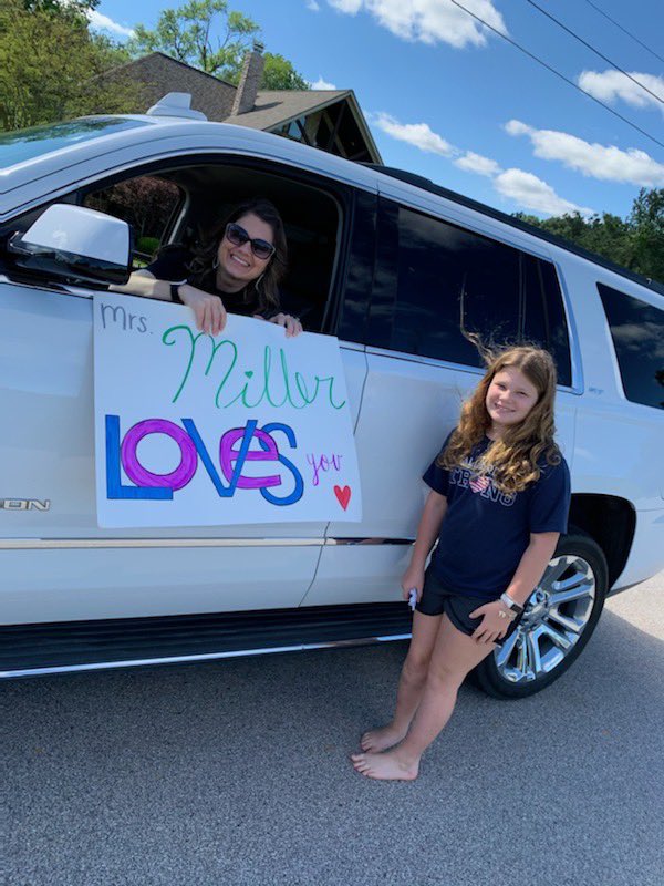 jimmyballard21's tweet photo. @Keenanlions Thanks to all of Zoe’s teachers for making her day and many other kids day a very special one. I can’t thank the whole Keenan staff enough for being a very bright light in all of their lives!!!! Stay safe out there. #KESkidsmatter
#mswheat
#msmiller
#mshagen https://t.co/z4CZwfJyFS