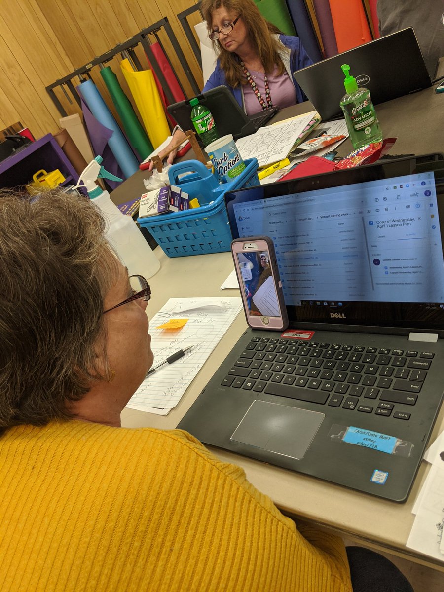 Kdnelson01's tweet photo. Our teachers and staff are Rockstars!!! #letyourmindsetthestage #virtuallearning #chromebookrollout #virtualplc @CESPantherCubs @Jpfrazier18 https://t.co/qeyCGuoy41