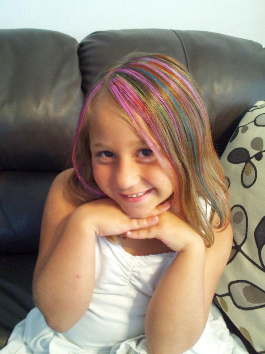 FunlightsHair's tweet image. On Wednesday’s we wear pink 💁🏼‍♀️💕
⠀⠀
#funlights #funlightshairlights #giftideas #funwithhair #hairgoals #photooftheday #hairfashion #hairtrends #hairlife #hairpost  #hairaccessories  #meangirls #accesoriesforkids #funforkids #springvibes 
⠀
⠀