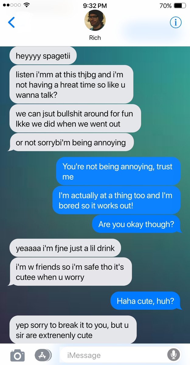 066 》 two smiling idiots( eddie's phone )