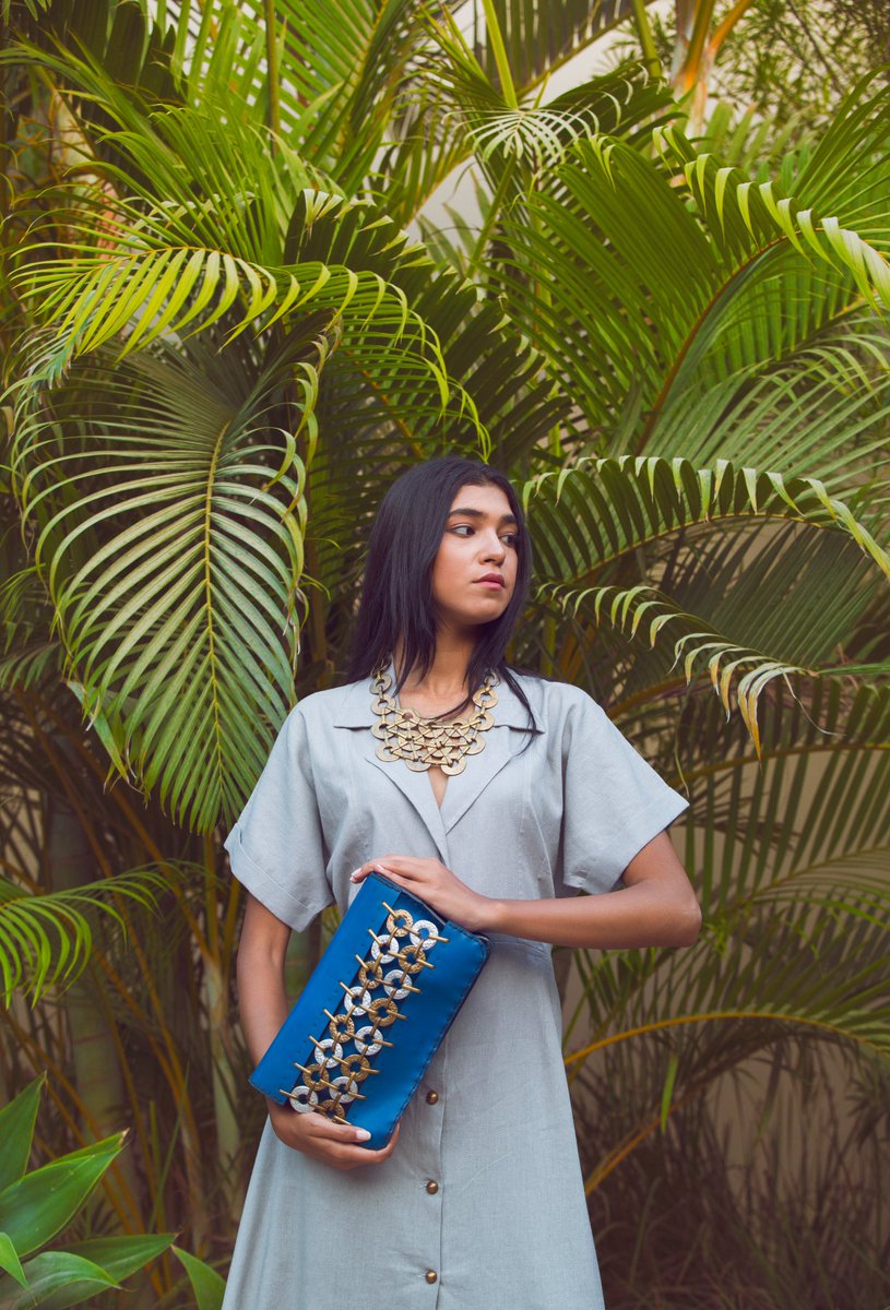 SamiAmindesigns's tweet image. Rings portefeuille is all what you need!
Removable leather shoulder strap.
Available in 6 colors.
sami-amin.com/production.sam…

#samiamindesigns #portefeuille #texturecollection