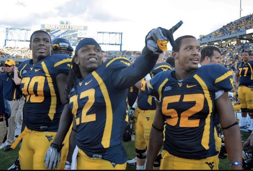 Blackbeannn_'s tweet photo. Happy birthday to da cuzzo. Love ya moe @HoganPick6 https://t.co/ZmeSTw0QZj