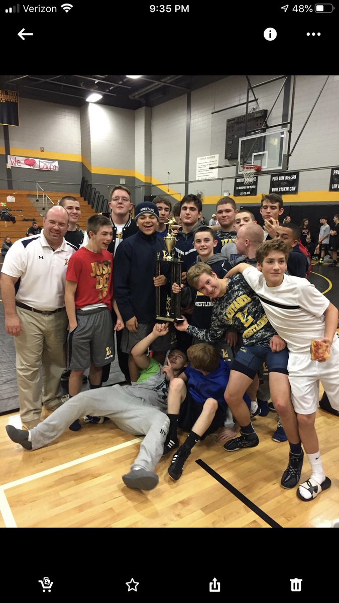 sbilheimer's tweet photo. @wardewrestling @HattersWrestle @dhsgirlsfhockey @NcMatmen @Xwrestlers @SimsburyWrest @nfhswrestling @WardeGBBall @wardegsocc19 @jeremykelly1775 @PaulRas95047156 I nominate @BaseballLedyard @dragoncoach40 @FitchWrestling @MontvilleWrest1 https://t.co/6ZVqS7ErrT
