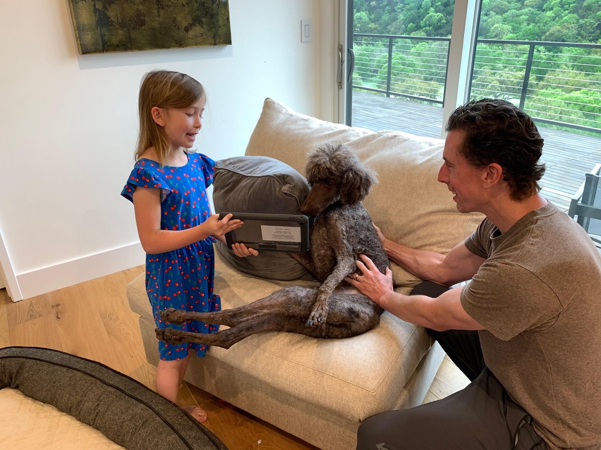 WeFundTeachers's tweet photo. Max was able to attend Ms. Griffith’s 1st Grade Show and Tell at Forest Trail with his human, Minta Rogers - one perk of virtual school!
#DogsOfEanes #We❤️Teachers #VirtualEanes
Send your pics to EEF@eanesisd.net - Tag us in your pics! 
@eanesisd @ftefalcons https://t.co/MgrElzcOha