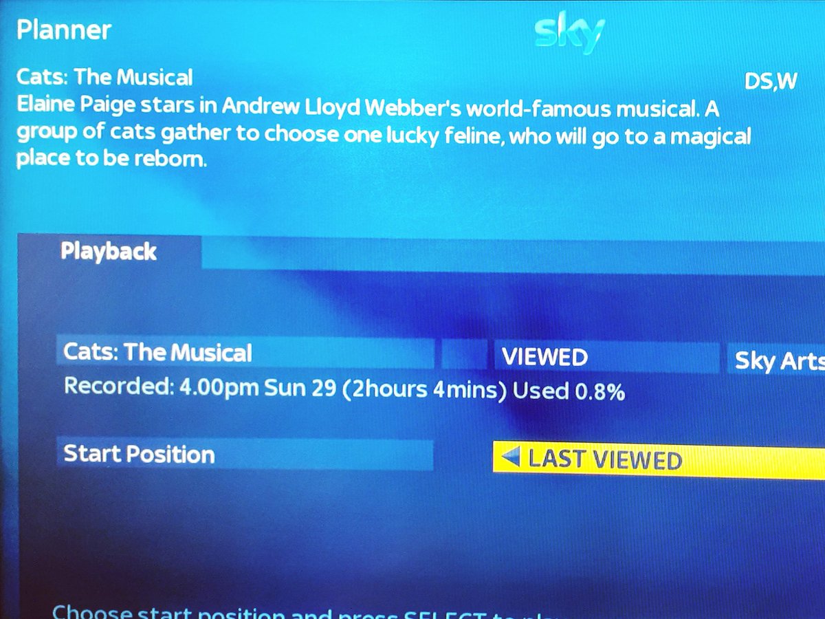 SeanB102's tweet photo. Recorded this in December & decided to get it off the planner: it's the 1998 performance of @OfficialALW's 'Cats' from the Adelphi Theatre.
#catsthemusical #andrewlloydwebber #elainepaige #jelliclesongsforjelliclecats #skimbleshankstherailwaycat #bustopherjones
#adelphitheatre https://t.co/zVWqJIZYUK