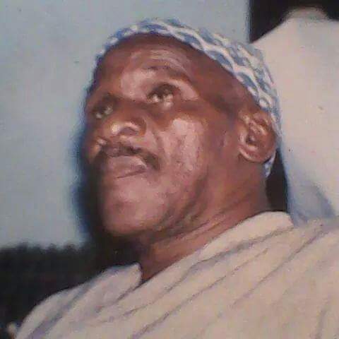 10a08ebea8a34ac's tweet photo. 1er Avril 2001 1er Avril 2020. Voilà 20 ans que notre PAPA MAMADOU DOUMBIA nous a quitté.Repose en Paix cher Père https://t.co/Vm1PksKSCD