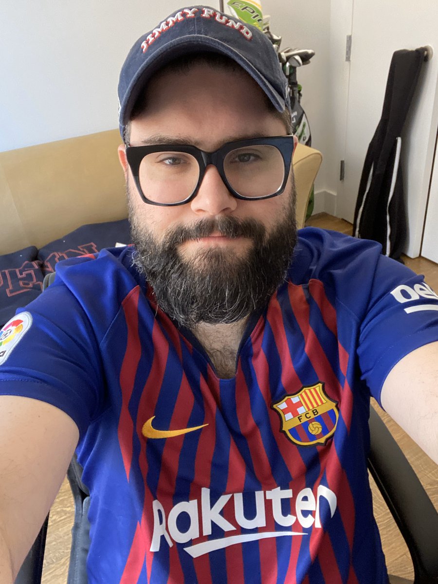 up today: the Barcelona 2018/19 home kit that I bought in a former bullring that was turned into a shopping mall:  http://www.arenasdebarcelona.com/ 
