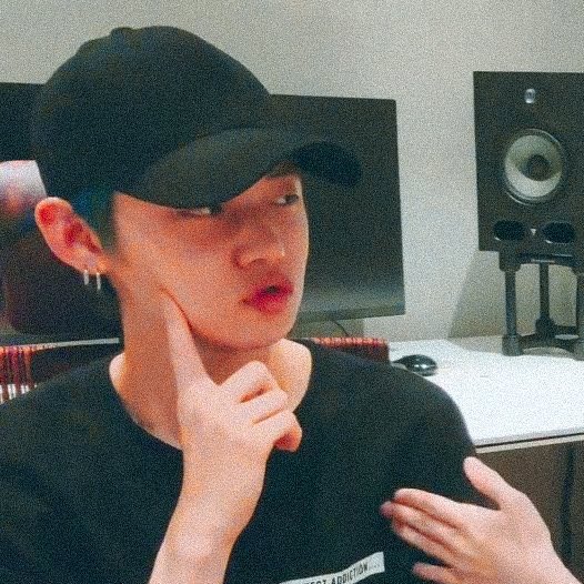 yeonjun + noot noot + caps = devastating