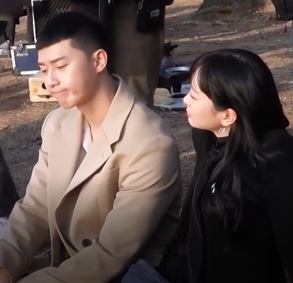 3He also stated that he liked the "harder to approach" feeling. Seojoon has always been extra comfortable with his past costars. He seems close and very friendly, but when it comes to Dami, he's somewhat shy and more mature as shown in the bts of IC. shy psj cute af 